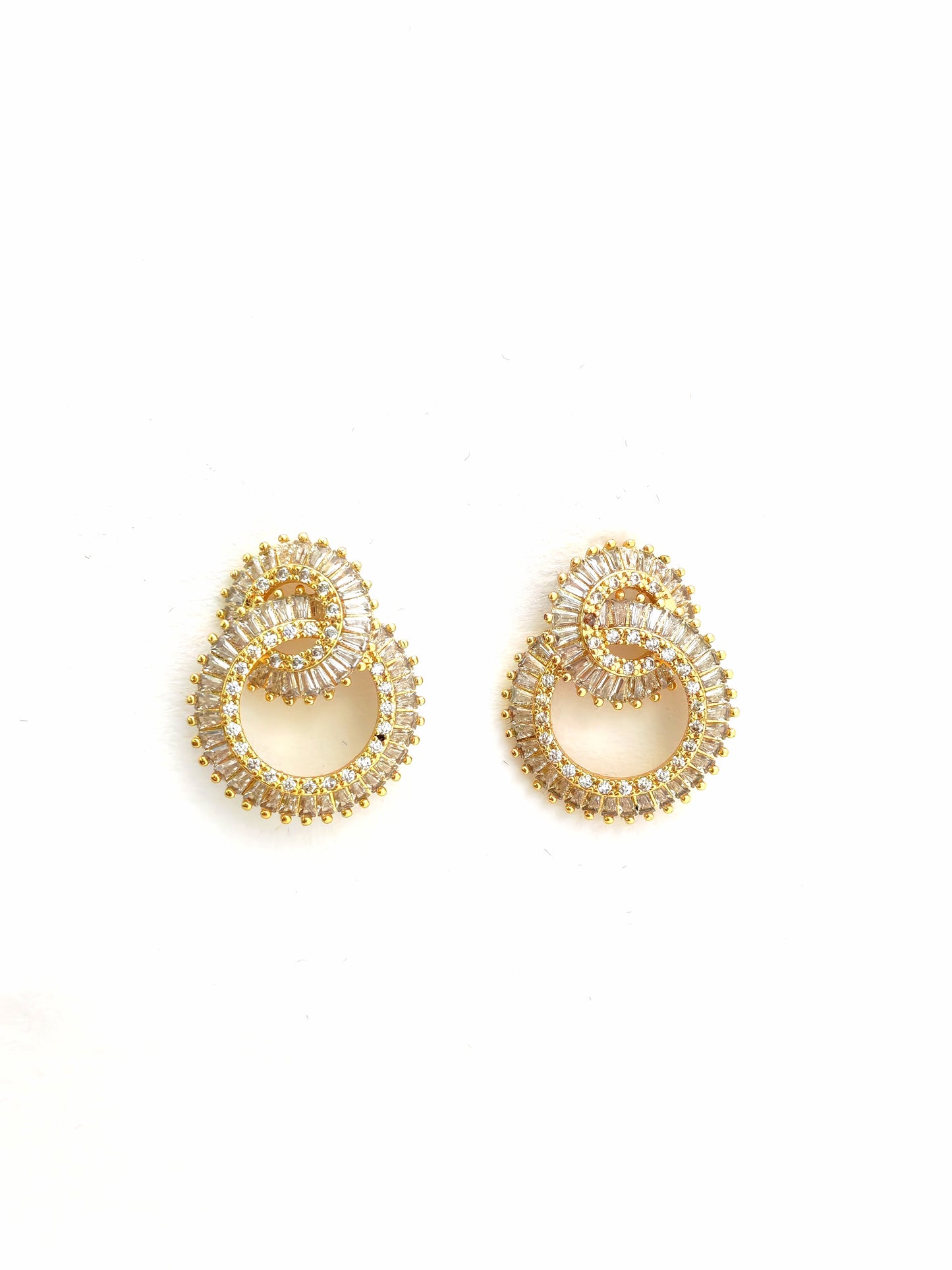 SOIREE GOLDEN STUD EARRING
