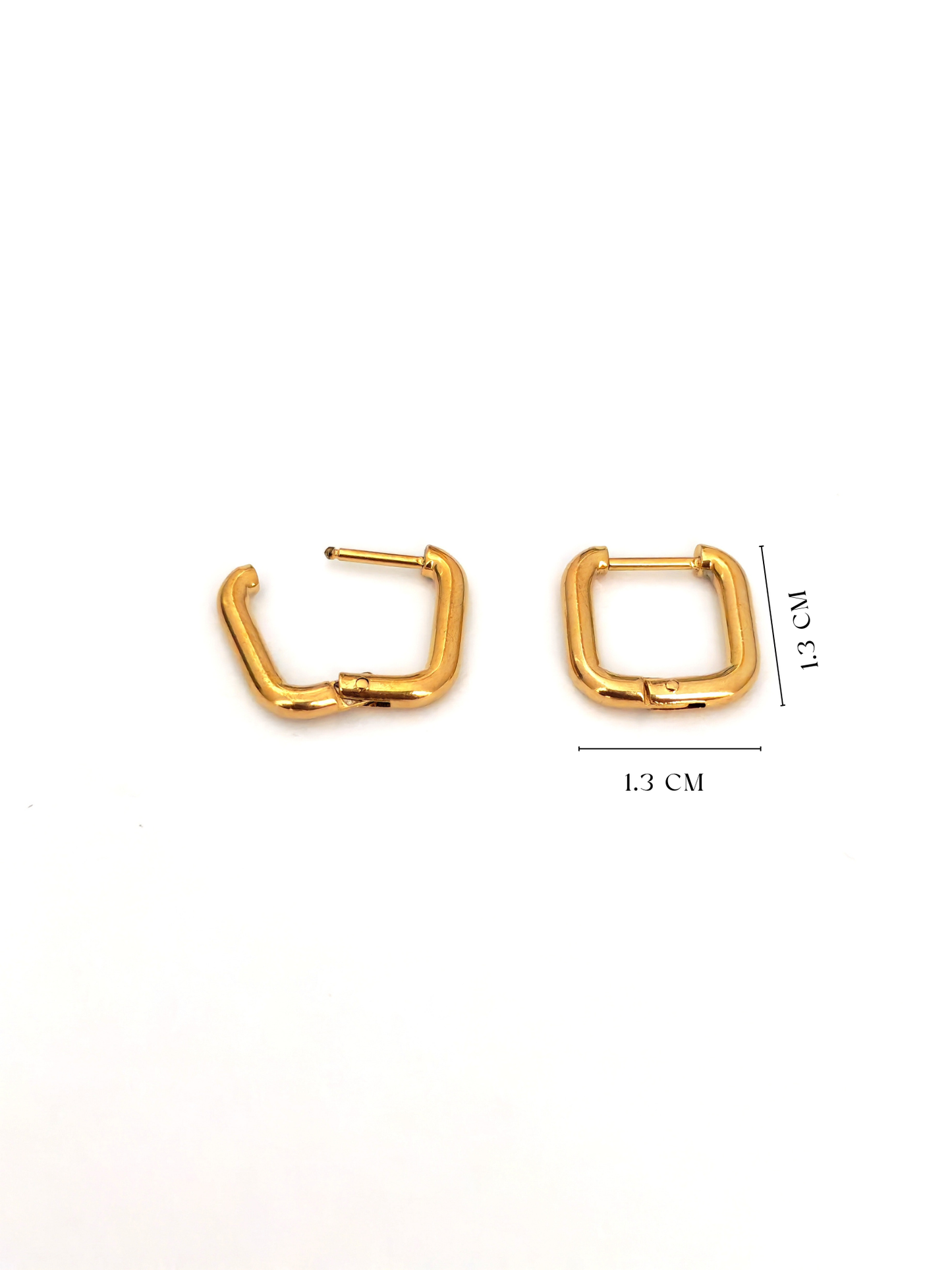ZARO SQUARE STAINLESS EARRING