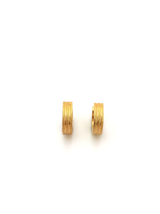CAMILA HOOP EARRING