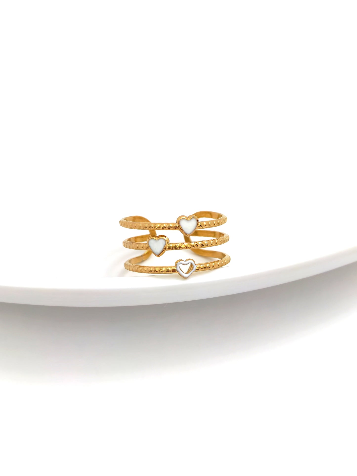 WHITE HEARTS STAINLESS RING