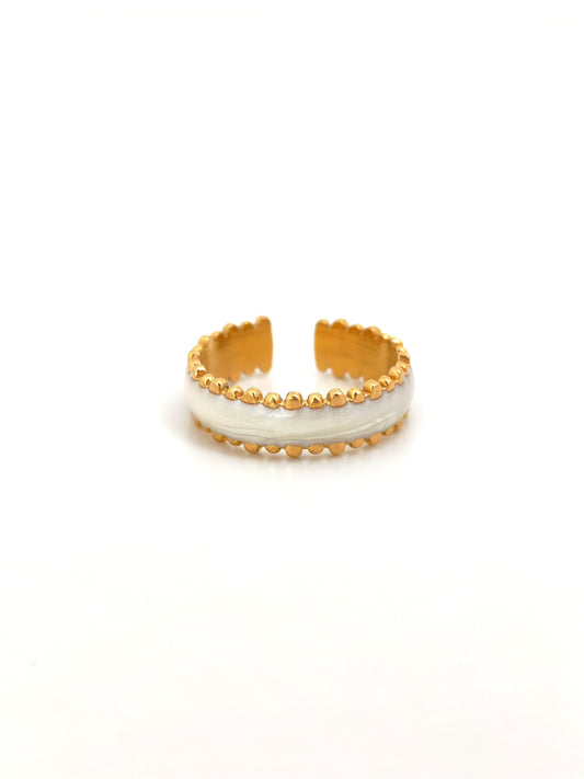 ELEGANT WHITE STAINLESS STEEL RING