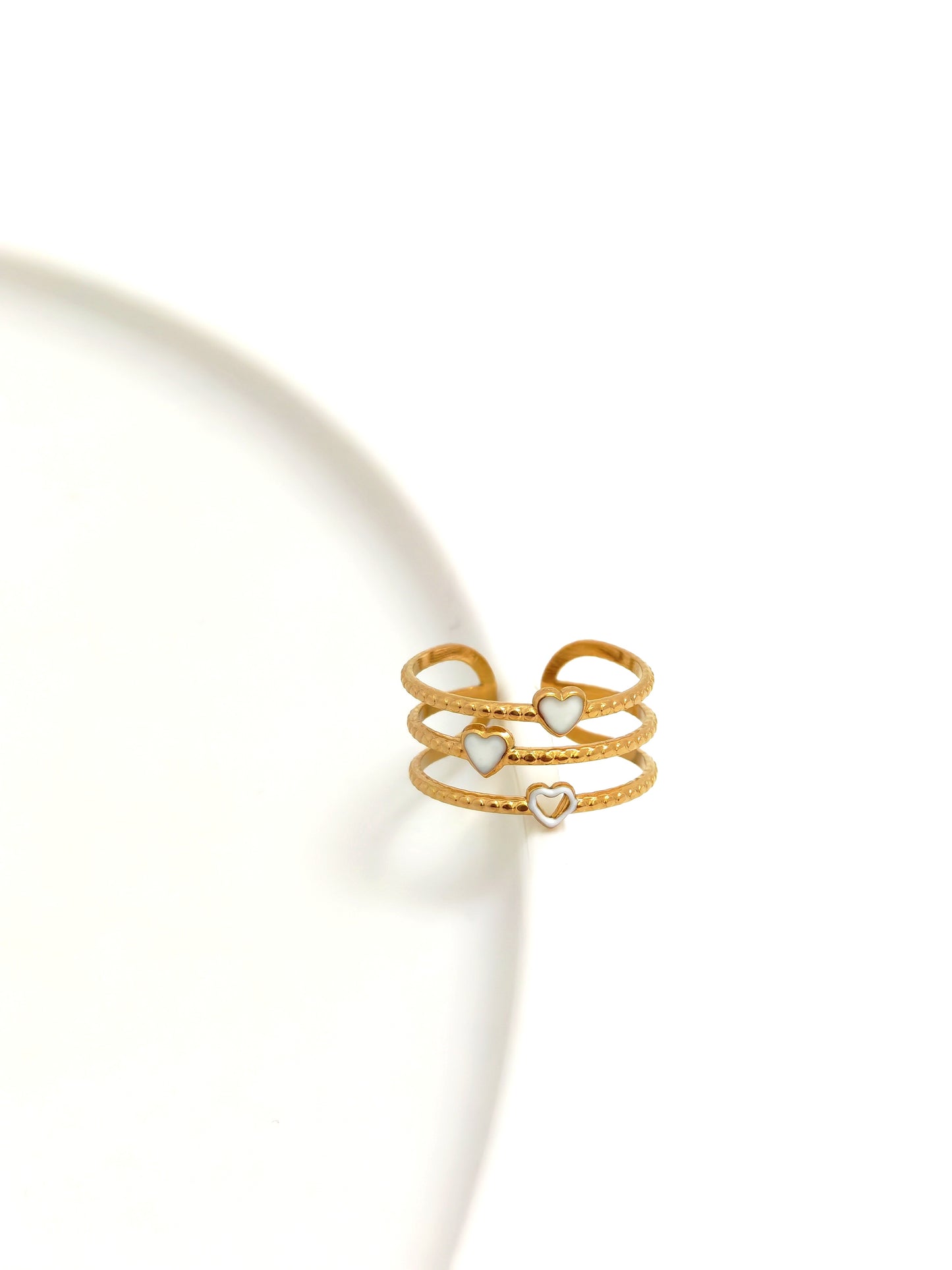 WHITE HEARTS STAINLESS RING