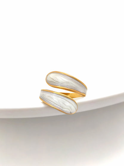 AURELIA GOLDEN STAINLESS STEEL RING