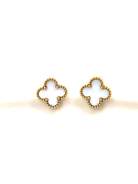 WHITE VANC STUD EARRING