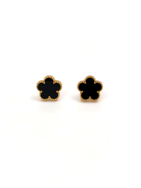 BLACK FLOWER STUD EARRING