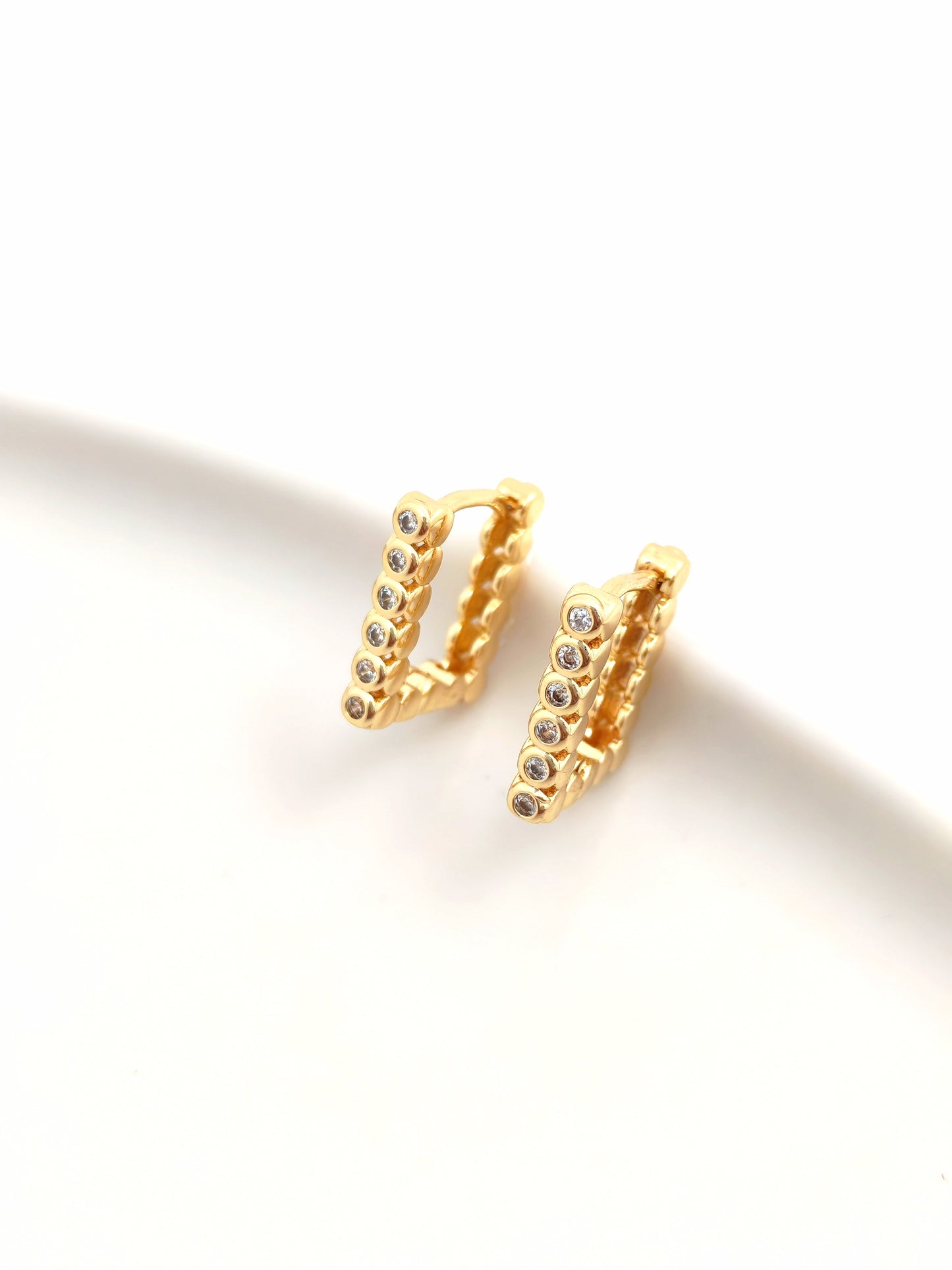 RECTANGLE BUBBLE HOOP EARRING
