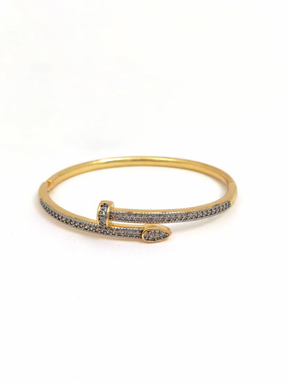 NAIL SILVER GOLD BANGLE