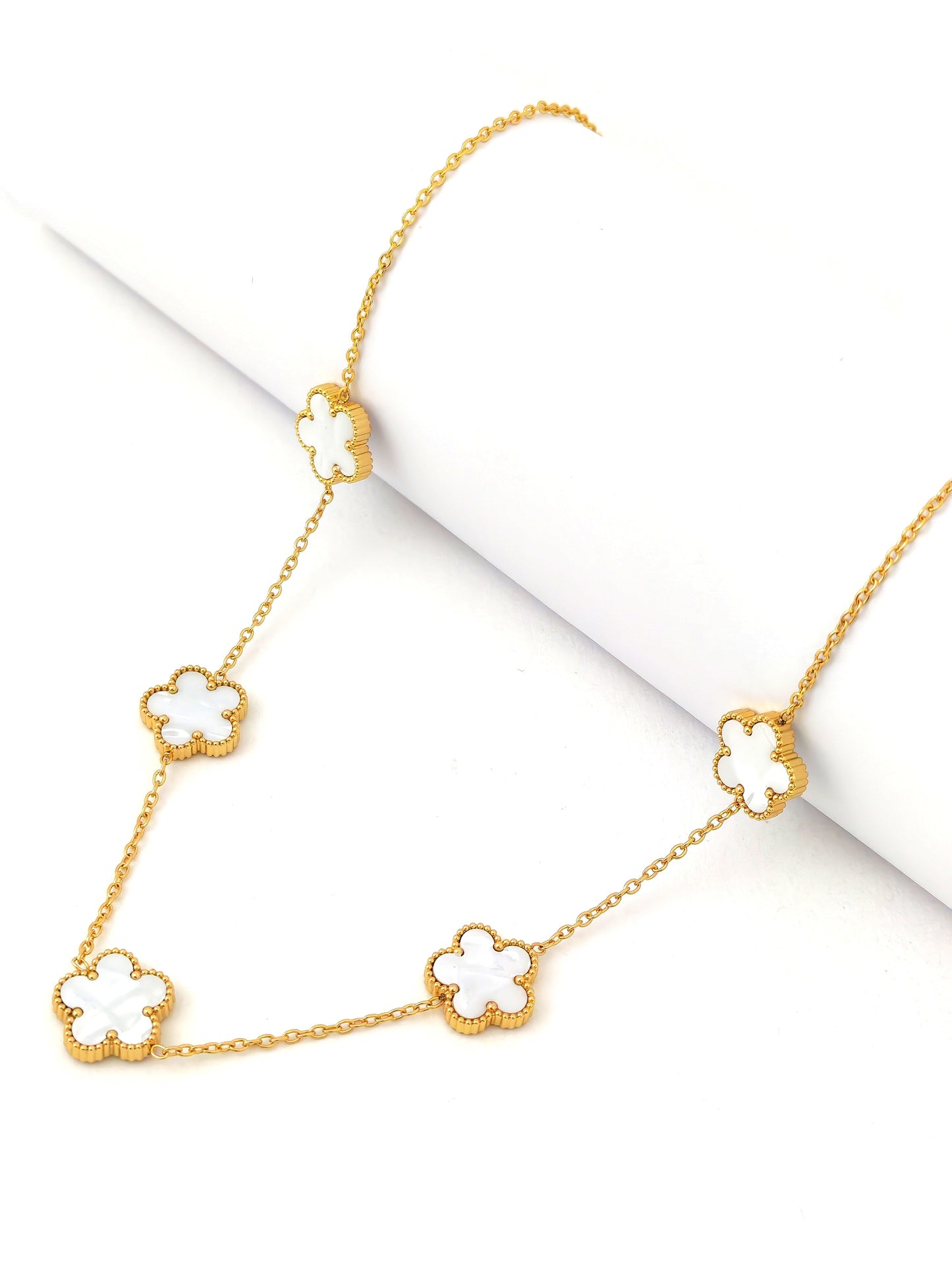 WHITE FLOWER STAINLESS SET