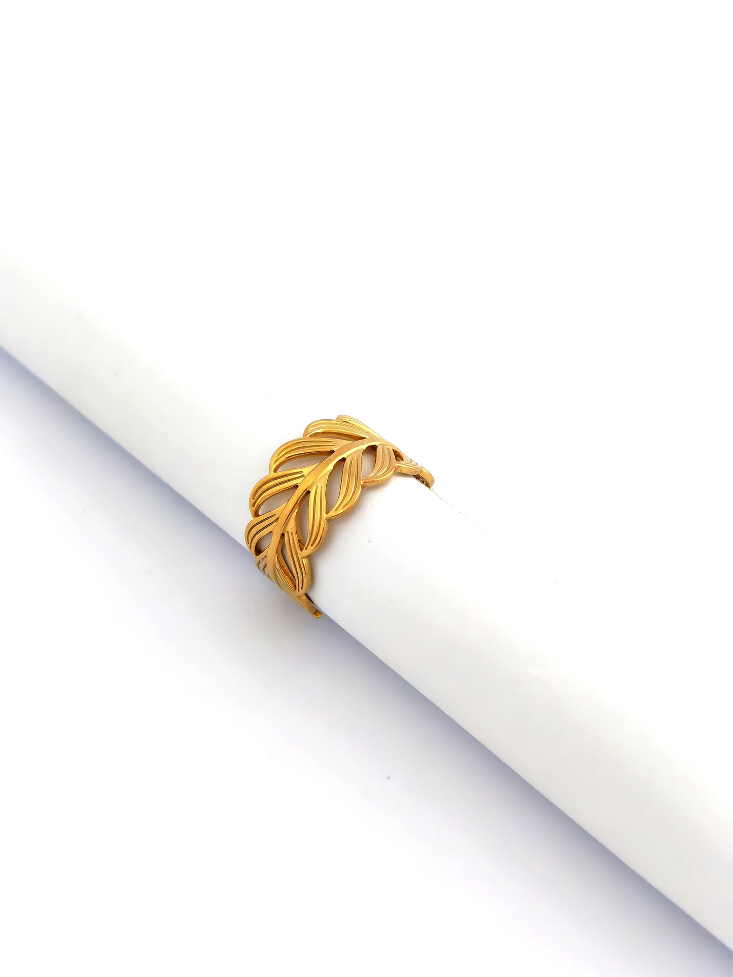 LUROVA STAINLESS FREE SIZE RING