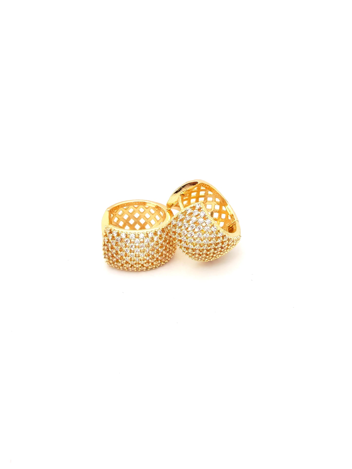 CELYN GOLD PLATED COPPER HOOP EARRING