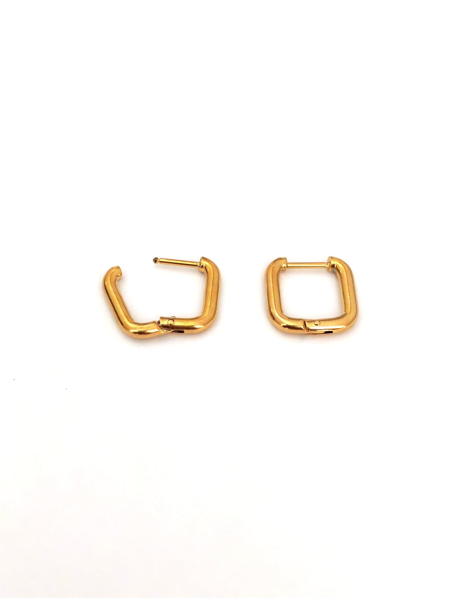 ZARO SQUARE STAINLESS EARRING