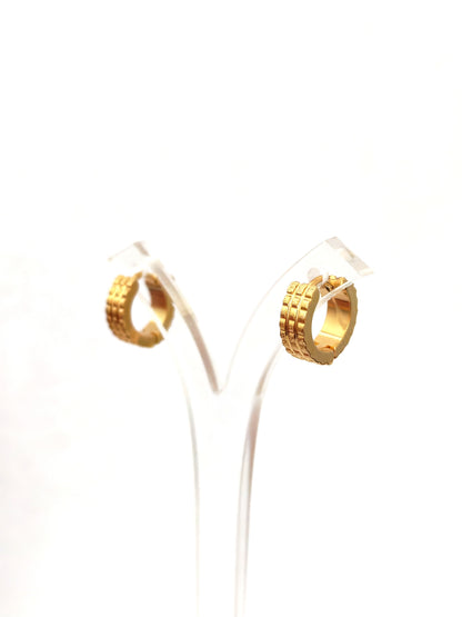 VENI STAINLESS HOOP EARRING