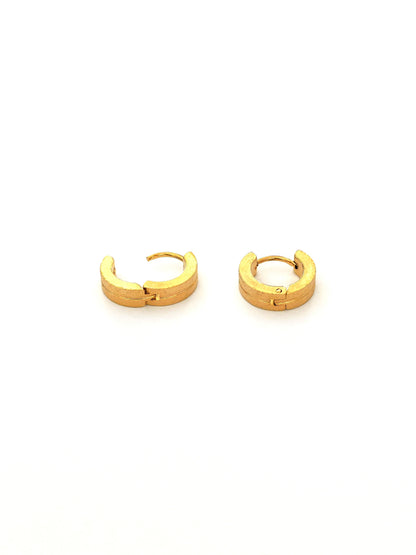 NEMI STAINLESS HOOP EARRING