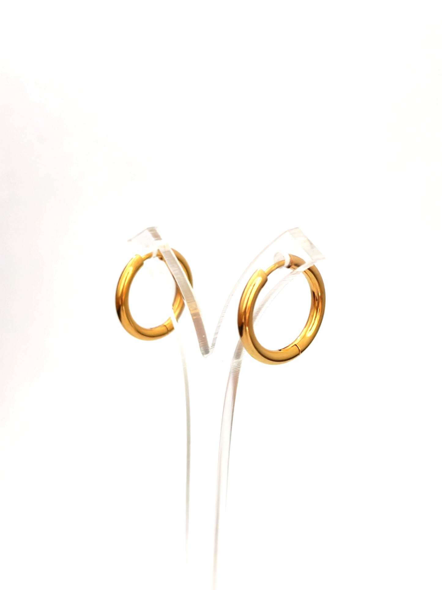 NARO STAINLESS HOOP EARRING