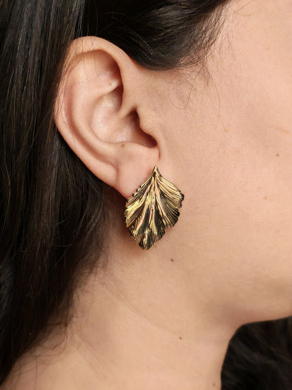 JOVINE STUD STAINLESS EARRING