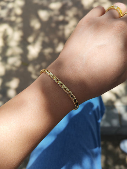 VELTO GOLD PLATED COPPER BRACELET