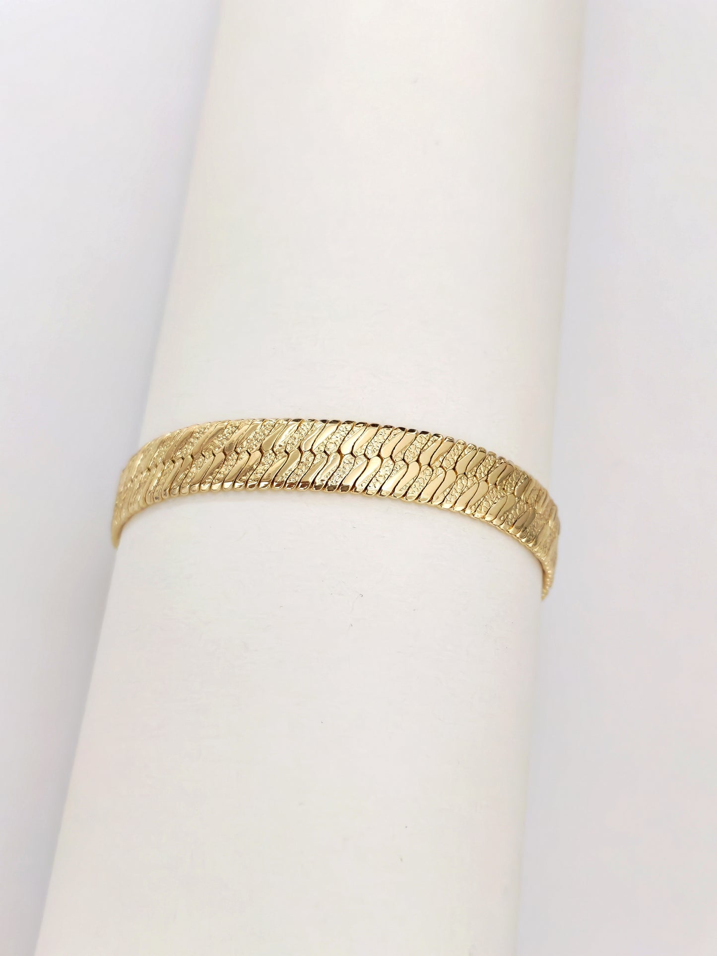PENDOR GOLD OLATED COPPER BRACELET