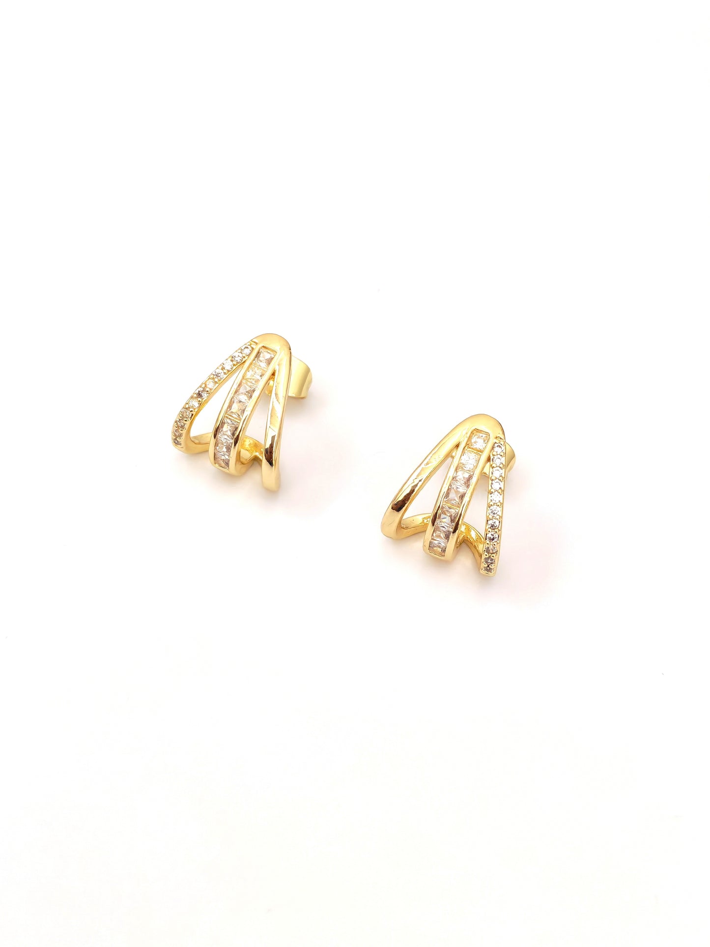 KAVIE GOLD PLATED COPPER STUD EARRING