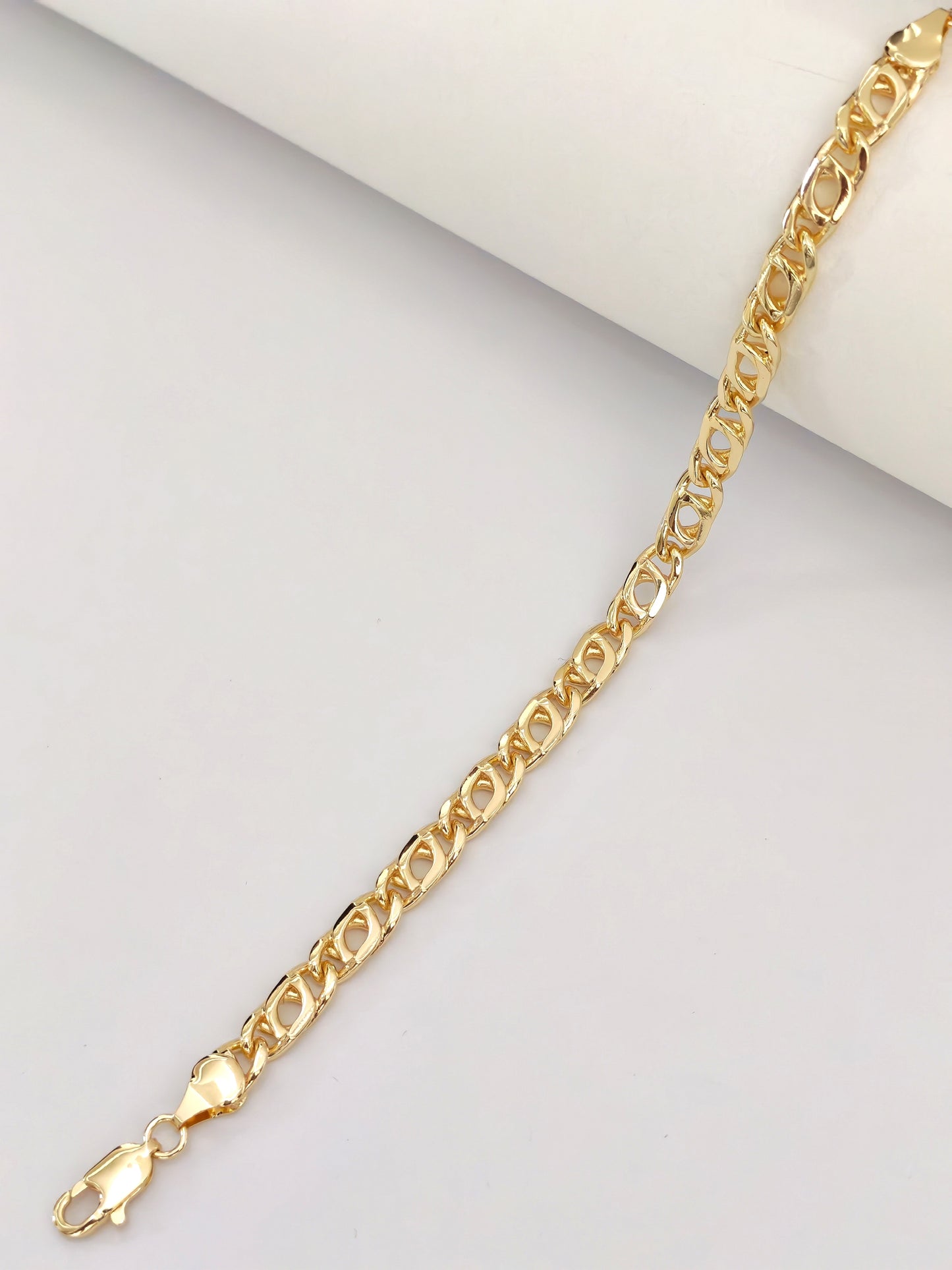 QIMRA GOLD PLATED COPPER BRACELET