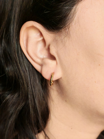 LIRA STAINLESS HOOP EARRING