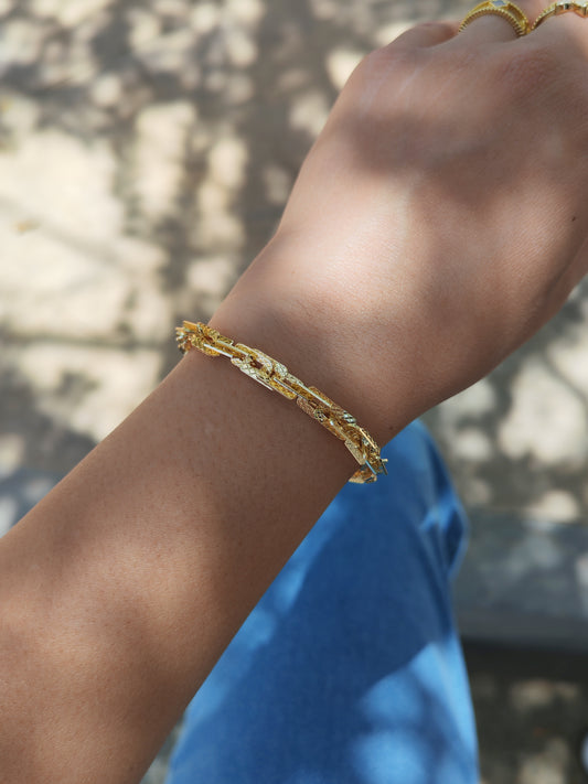 LURIC GOLD PLATED COPPER BRACELET