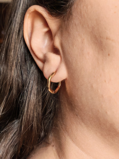 JIRO STAINLESS HOOP EARRING